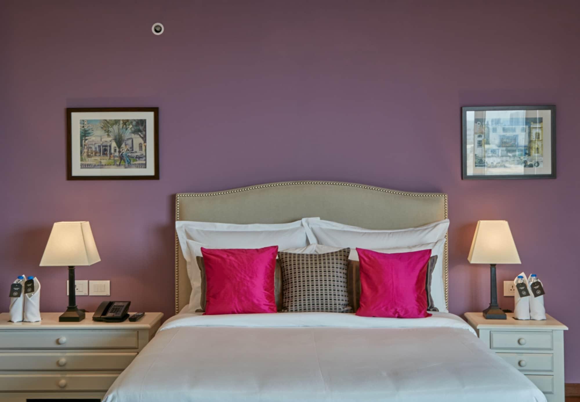 The Waverly Hotel & Residences Bangalore Bagian luar foto